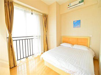 Greentree Alliance Anting Zhaofeng Road Subway Station Hotel 3*